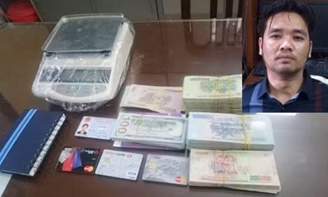 Đối tượng Vũ Duy Kiên cùng tang vật bị thu giữ.