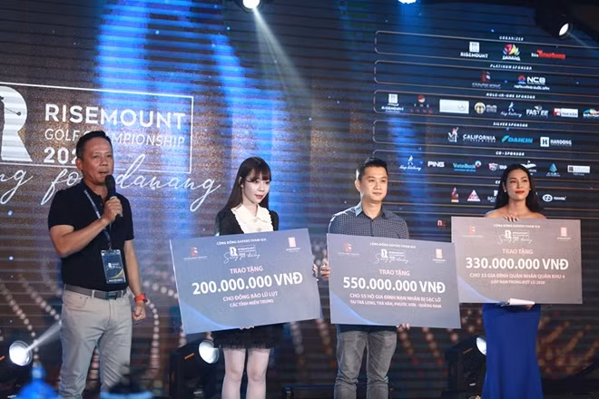Với sự đóng góp của hơn 300 golfer và các đối tác Ban tổ chức giải đấu đã trao hơn 1 tỉ đồng cho Quỹ từ thiện Risemount Foundation.