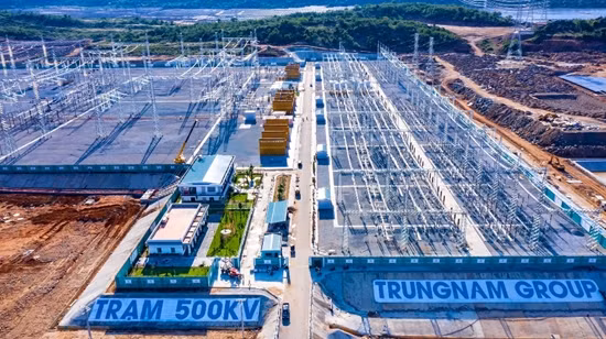 Cú hích cho điện sạch từ trạm biến áp và tuyến dây 500 kV đầu tiên do tư nhân thực hiện ảnh 3
