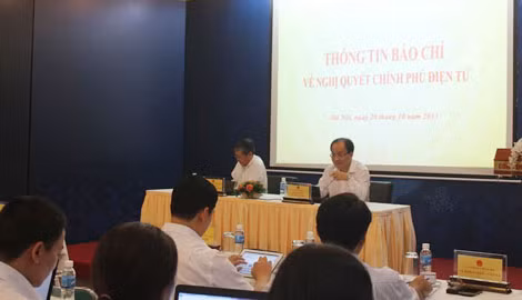 Toàn cảnh buổi họp báo.