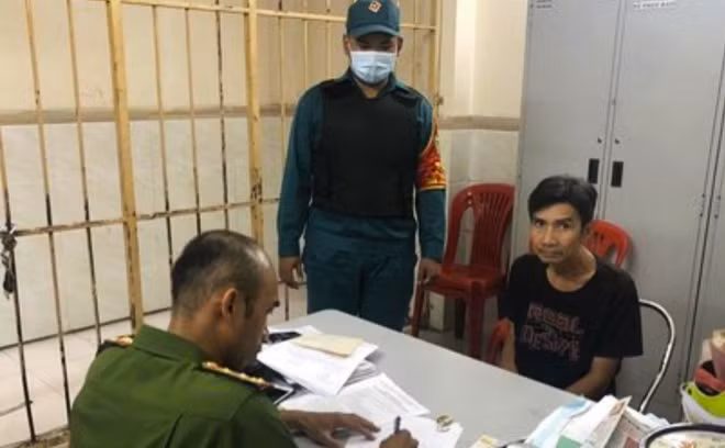 Thành thời điểm bị bắt quả tang