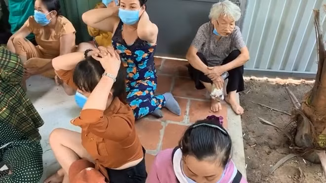Các con bạc thời điểm bị bắt giữ