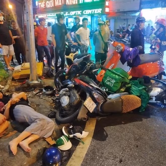 Các nạn nhân bị thương tích thời điểm xảy ra tai nạn