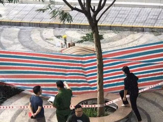 Công an khám nghiệm hiện trường