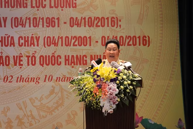 Trung tướng Bùi Văn Thành đọc diễn văn kỷ niệm 55 năm Ngày truyền thống lực lượng Cảnh sát PCCC, 15 năm Ngày toàn dân PCCC