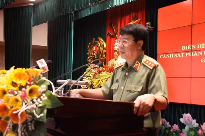 Thứ trưởng Bùi Văn Nam phát biểu tại Hội nghị