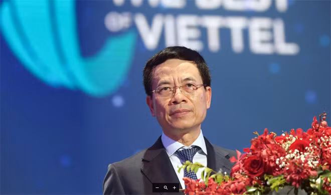 Thiếu tướng Nguyễn Mạnh Hùng - Chủ tịch Tập đoàn Viettel phát biểu tại sự kiện.