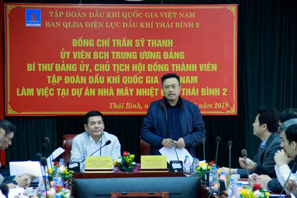 Đồng chí Trần Sỹ Thanh, Ủy viên Trung ương Đảng và đoàn công tác Tập đoàn Dầu khí Việt Nam đã có buổi làm việc cùng Lãnh đạo tỉnh Thái Bình. Đồng chí Trần Sỹ Thanh, Ủy viên Trung ương Đảng và đoàn công tác Tập đoàn Dầu khí Việt Nam đã có buổi làm việc cùng Lãnh đạo tỉnh Thái Bình.