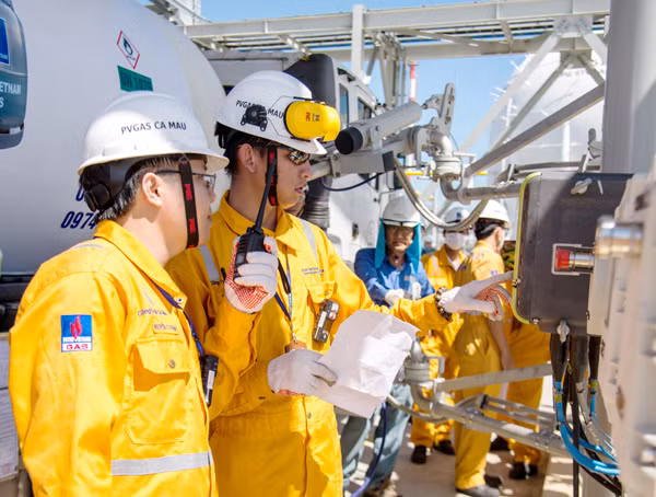 Người lao động PV Gas Cà Mau.