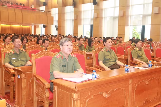 Các đại biểu dự Hội nghị. Các đại biểu dự Hội nghị.
