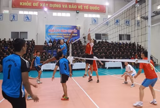 Phát huy vai trò nòng cốt của thanh niên Cảnh vệ trong bảo vệ an ninh quốc gia ảnh 2