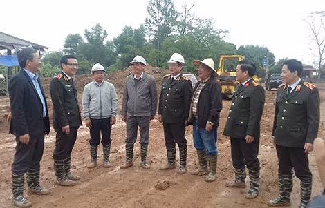Thượng tướng Nguyễn Văn Thành, Ủy viên Trung ương Đảng, Thứ trưởng Bộ Công an thường xuyên lên công trình kiểm tra tiến độ thi công.