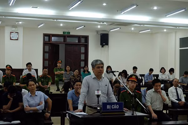 Bị cáo Nguyễn Xuân Sơn. Bị cáo Nguyễn Xuân Sơn.