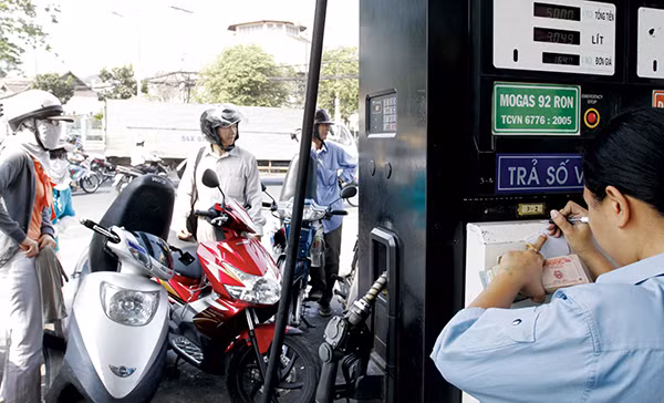 Giá xăng dầu là nguy cơ đẩy CPI 6 tháng cuối năm tăng cao.