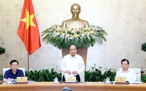 Thủ tướng Nguyễn Xuân Phúc chủ trì phiên họp.