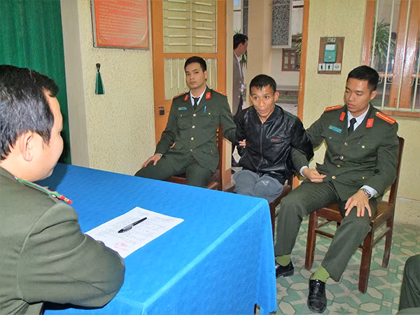 Cơ quan An ninh điều tra ghi lời khai đối tượng Nguyễn Văn Trường.