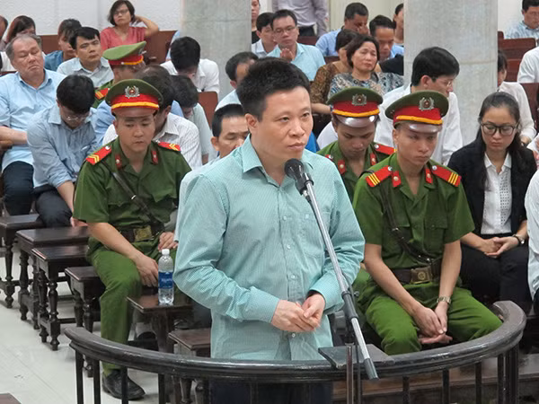 Bị cáo Hà Văn Thắm tại phiên toà sơ thẩm.