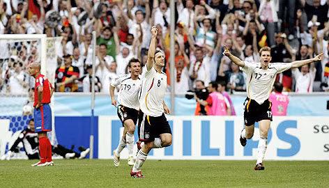 Đây được coi là trận khai mạc hấp dẫn nhất trong lịch sử World Cup.