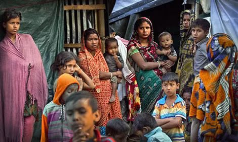 Người Rohingya trong một trại tị nạn trên đất Bangladesh.