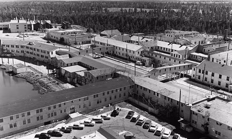Khu vực phòng thí nghiệm ở Los Alamos thập niên 1950.