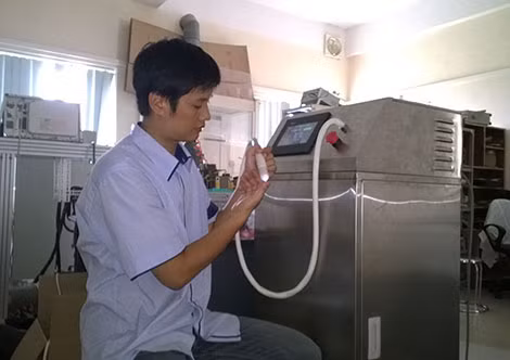 Tiến sĩ Đỗ Hoàng Tùng.