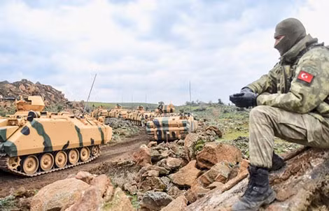 Quân đội Thổ Nhĩ Kỳ tiến đánh vùng Afrin của Syria.