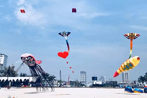 Khai mạc lễ hội diều Đà Nẵng 2018