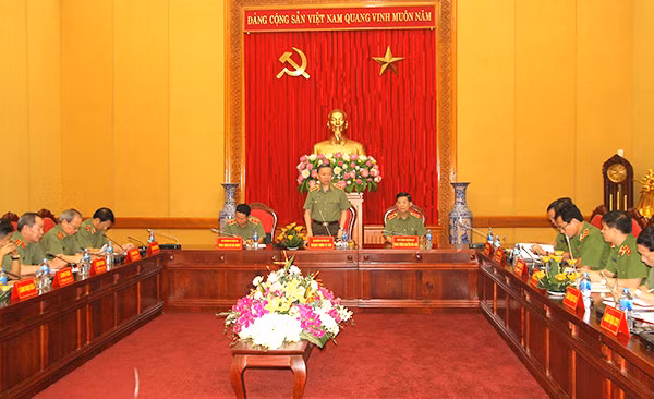 Bộ trưởng Tô Lâm cùng các đại biểu dự Hội nghị. Bộ trưởng Tô Lâm cùng các đại biểu dự Hội nghị.