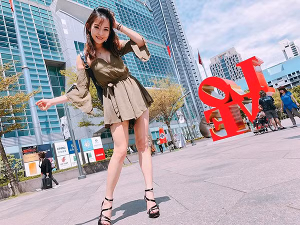 Hình ảnh đời thường của Naomi.