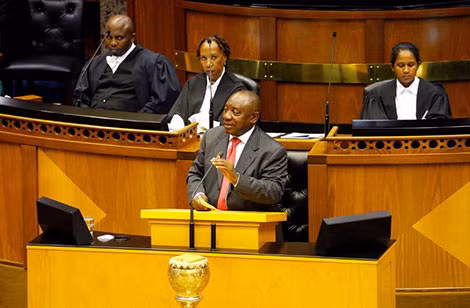 Tân Tổng thống Nam Phi Cyril Ramaphosa phát biểu trước Quốc hội ngay sau khi nhậm chức.