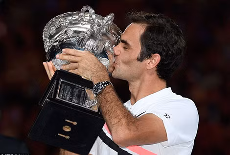 Federer đoạt danh hiệu vô địch giải quần vợt Australia mở rộng 2018. Federer đoạt danh hiệu vô địch giải quần vợt Australia mở rộng 2018.