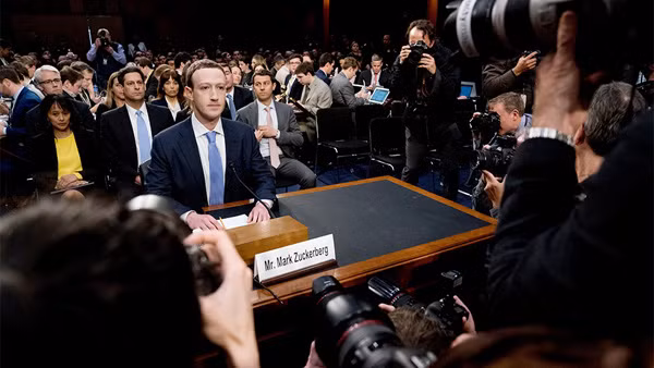 Ông chủ Facebook Mark Zuckerberg cam kết vì lợi ích của người dùng. Ảnh: Getty Images.