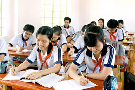 Chương trình giáo dục mở, liên thông mạnh giữa các cấp học đòi hỏi phải thay đổi mạnh mẽ phương pháp dạy và học Chương trình giáo dục mở, liên thông mạnh giữa các cấp học đòi hỏi phải thay đổi mạnh mẽ phương pháp dạy và học
