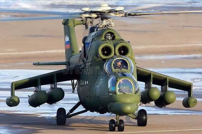 Đặc biệt hơn, có cả một chiếc Mi-35MS được sửa đổi dành riêng cho Tổng thống Nga Vladimir Putin với vai trò như chiếc Marines One dành cho Tổng thống Mỹ. Đặc biệt hơn, có cả một chiếc Mi-35MS được sửa đổi dành riêng cho Tổng thống Nga Vladimir Putin với vai trò như chiếc Marines One dành cho Tổng thống Mỹ.