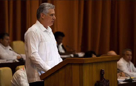 Tân Chủ tịch Cuba Miguel Diaz-Canel phát biểu tại Quốc hội ngày 21-7.
