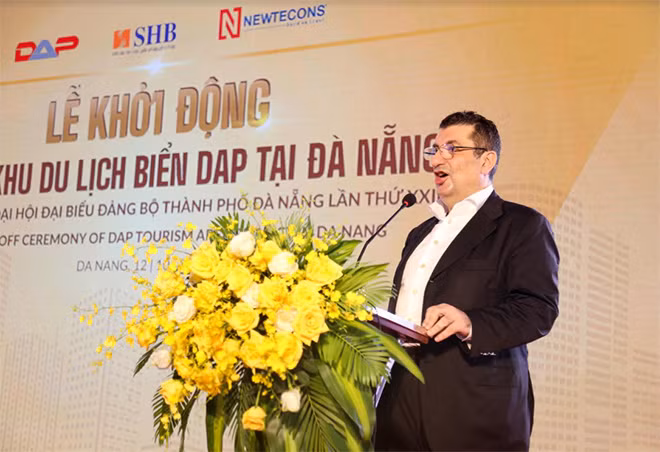 Ông Sam Rehani - Chủ tịch Tập đoàn Magnum Asia Limited, đại diện Chủ đầu tư phát biểu tại Lễ khởi động dự án Khu du lịch biển DAP
