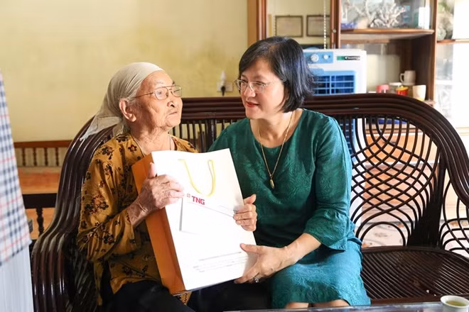 Mẹ VNAH Đỗ Thị Bằng.