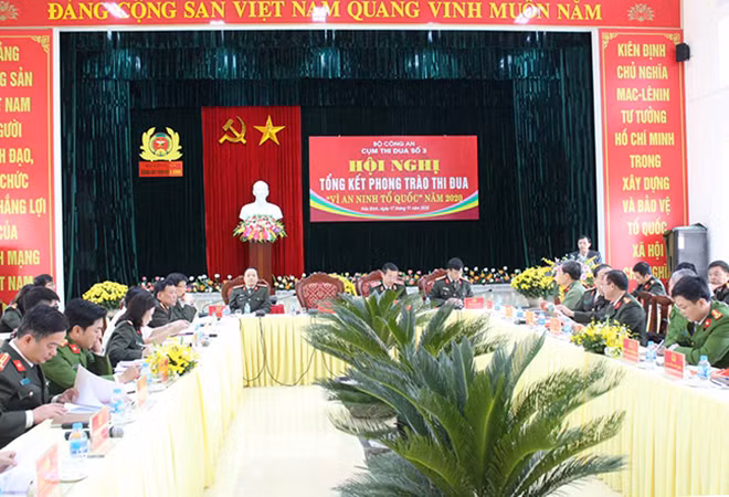 Tập thể, cá nhân của Cụm thi đua số 3 nhận được nhiều khen thưởng