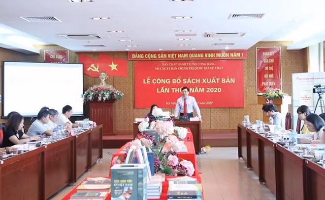 Lễ công bố bố sách xuất bản lần thứ I năm 2020 Nhà xuất bản Chính trị quốc gia Sự thật.