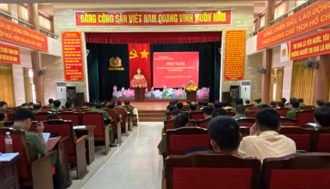 Quang cảnh hội nghị. Quang cảnh hội nghị.