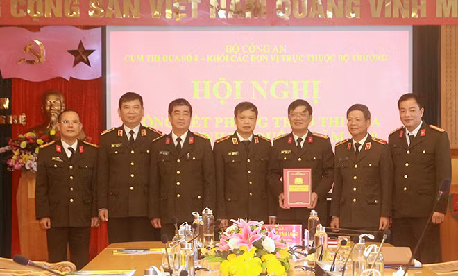 Các đại biểu dự hội nghị.
