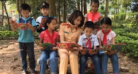 Việc làm đẹp của Cảnh sát giao thông ảnh 2