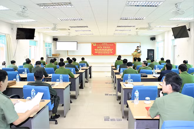 Toàn cảnh buổi hội thảo. Toàn cảnh buổi hội thảo.