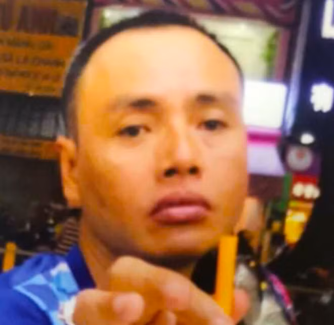 Đối tượng Khanh tự xưng là Phó Chánh văn phòng UBND TP Hồ Chí Minh làm giả giấy tờ lừa đảo nhiều người với số tiền hàng tỷ đồng.