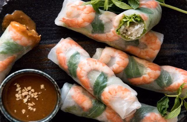 Món gỏi cuốn.