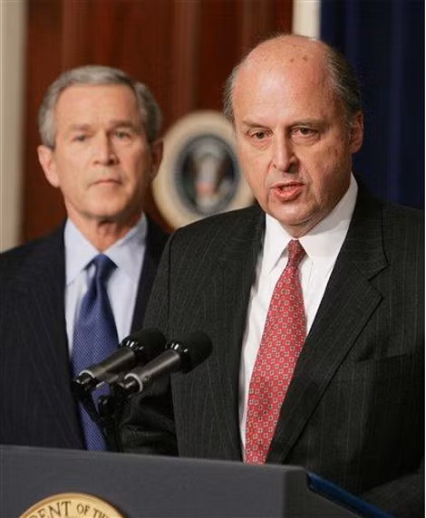 Ông John Negroponte, Giám đốc DNI đầu tiên.