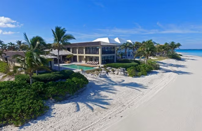 Villa Paradiso tại bãi biển Bahamas.