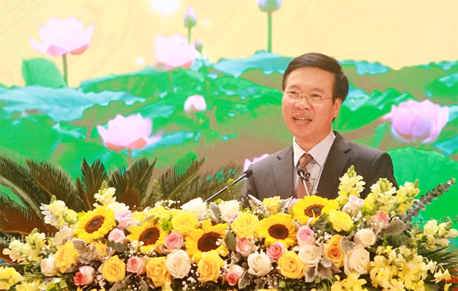 Trưởng Ban Tuyên giáo Trung ương Võ Văn Thưởng phát biểu chỉ đạo. Trưởng Ban Tuyên giáo Trung ương Võ Văn Thưởng phát biểu chỉ đạo.