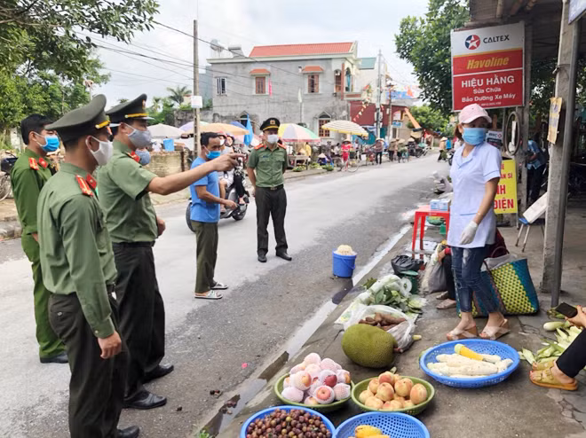 Công an tỉnh Hải Dương phòng, chống dịch COVID-19.