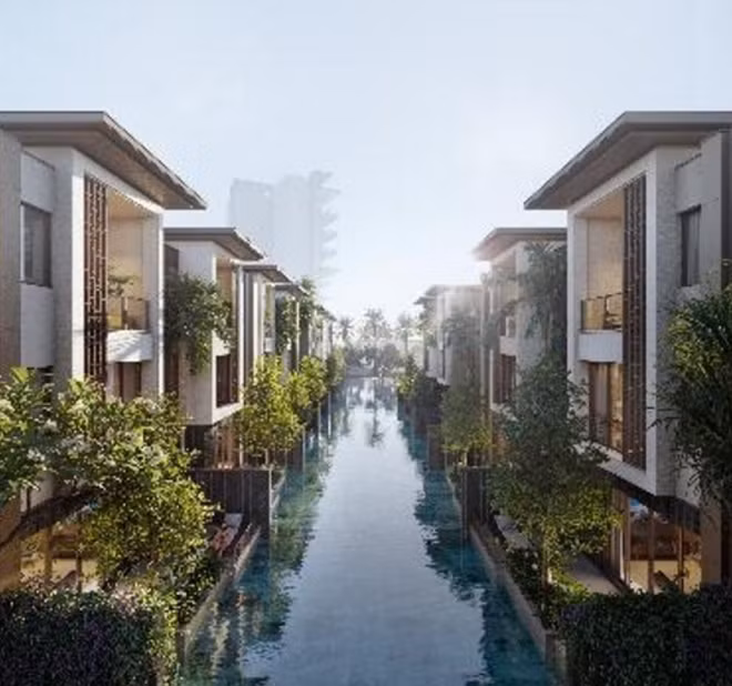 24 biệt thự Sông Thu – Row Villa có hồ bơi trải dài sau hiên nhà. Biệt thự được thiết kế loại bỏ góc nhìn trực tiếp từ bên ngoài, đảm bảo sự riêng tư.
